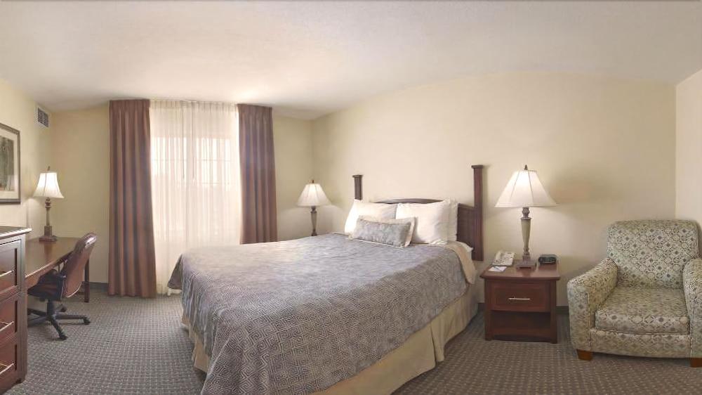 Staybridge Suites Mcallen By Ihg Kültér fotó