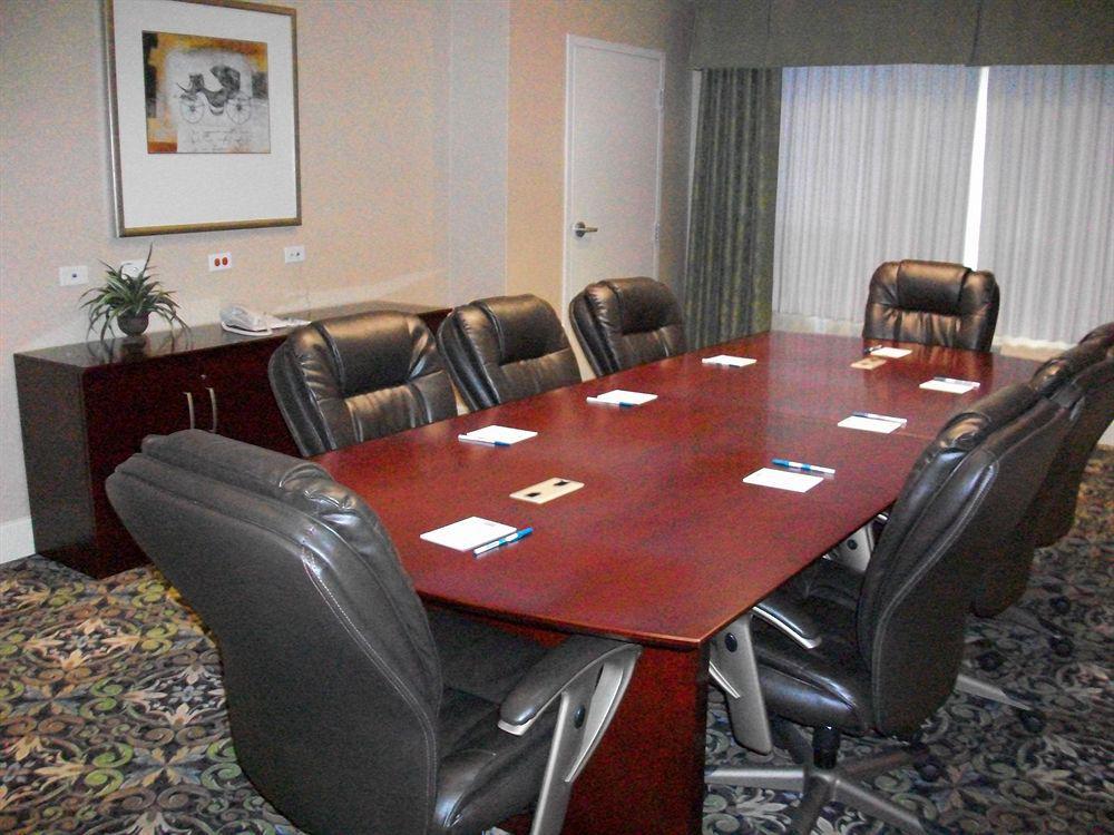 Staybridge Suites Mcallen By Ihg Kültér fotó